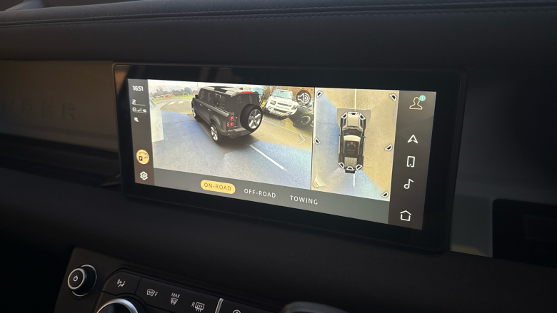 Land Rover Defender 2.0 D240 SE 110 5dr Auto Diesel Estate